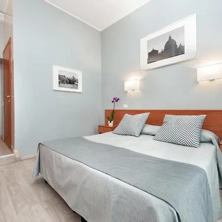 Reyes Hotel Rom