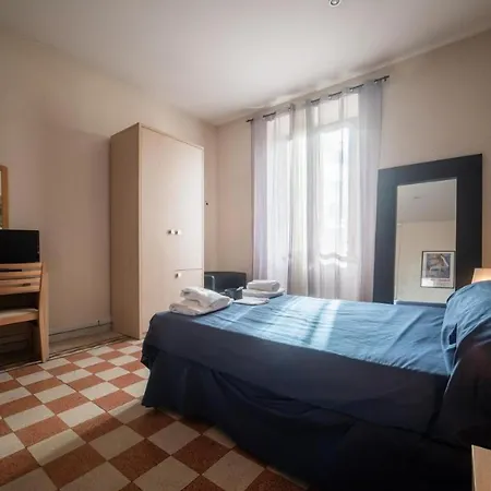 Reyes Hotell Rom