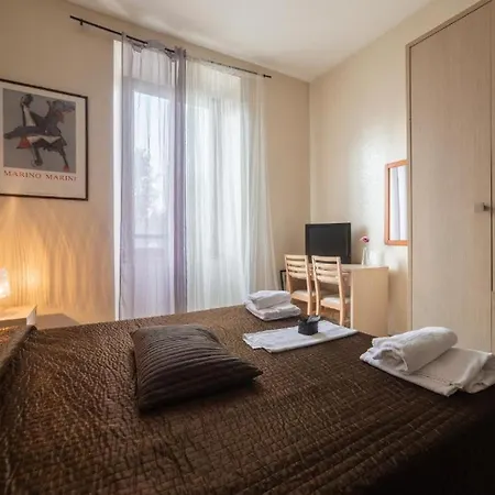 Reyes Hotell Rom